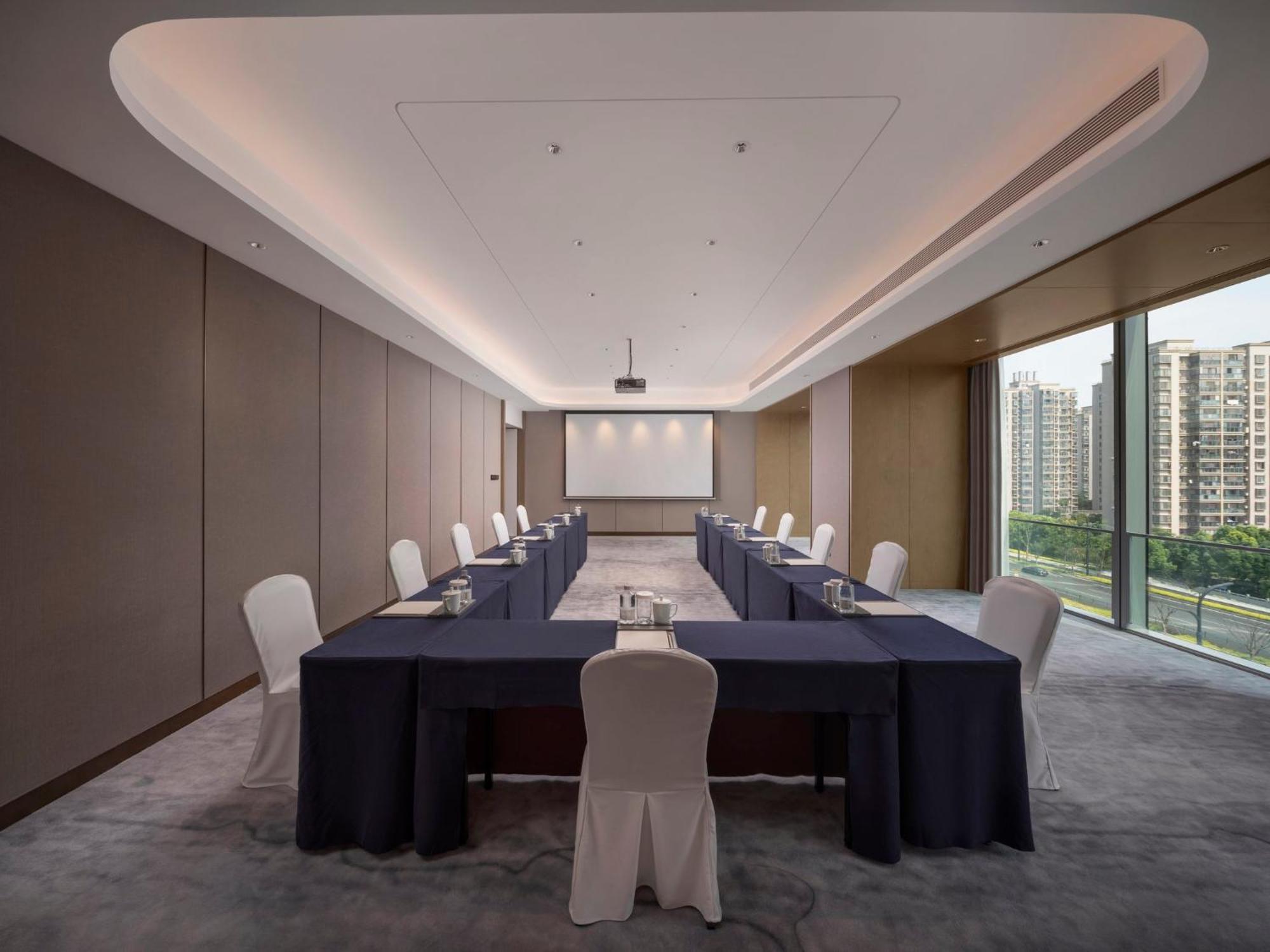 Crowne Plaza Hangzhou Linping By Ihg Esterno foto